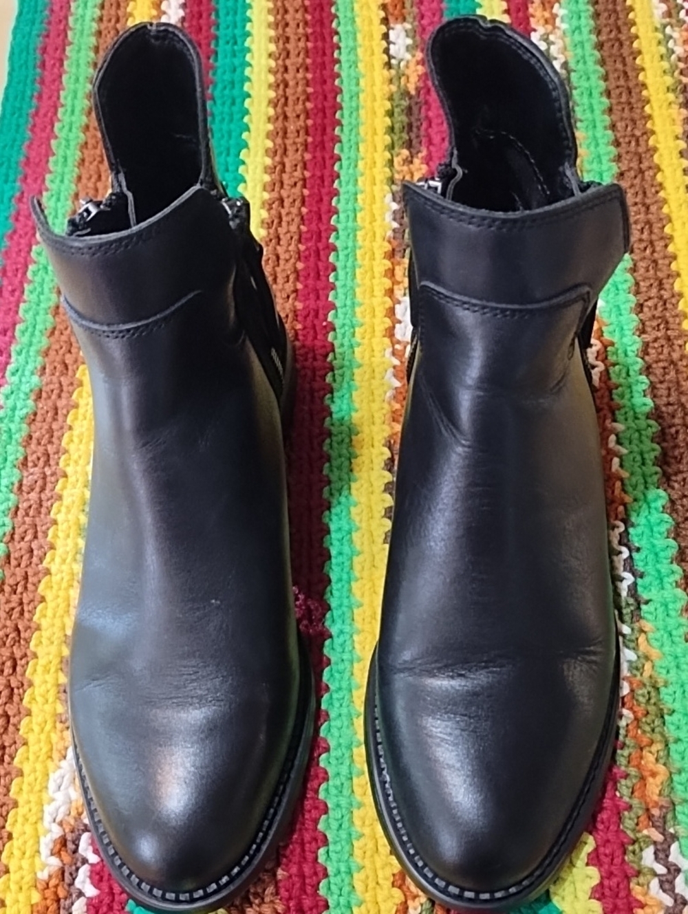 Franco Sarto Black Leather Ankle Booties VGC Women's 6.